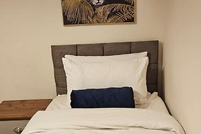 Goodwood Drive Hideaway - 4BR House