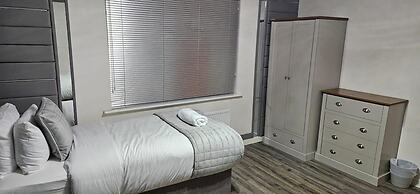 Goodwood Drive Hideaway - 4BR House