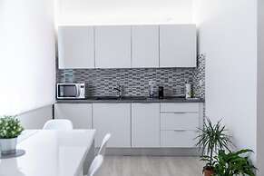 DOLCE NOTTE APARTMENTS