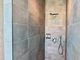 Voya Residence Zenit Royal - Luxury Apart Hotel with Rooftop Views & C