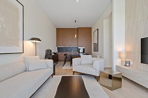 Voya Residence Zenit Royal - Luxury Apart Hotel with Rooftop Views & C