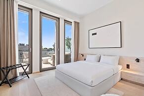 Voya Residence Zenit Royal - Luxury Apart Hotel with Rooftop Views & C