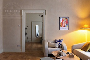 Fragola Apartments Le Jardin