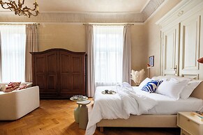 Fragola Apartments Le Jardin