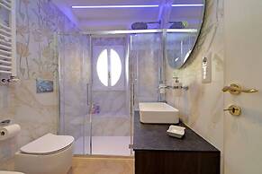 Rare Large and Elegant Rome Apartment in Prati Neighborhood Perfect fo