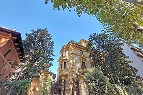 Rare Large and Elegant Rome Apartment in Prati Neighborhood Perfect fo