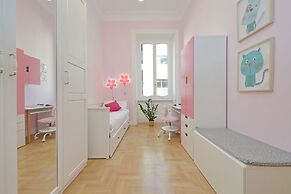 Rare Large and Elegant Rome Apartment in Prati Neighborhood Perfect fo