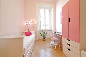 Rare Large and Elegant Rome Apartment in Prati Neighborhood Perfect fo