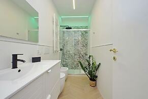 Rare Large and Elegant Rome Apartment in Prati Neighborhood Perfect fo