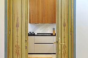 Rare Large and Elegant Rome Apartment in Prati Neighborhood Perfect fo