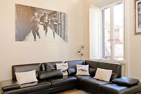 Rare Large and Elegant Rome Apartment in Prati Neighborhood Perfect fo