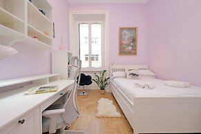 Rare Large and Elegant Rome Apartment in Prati Neighborhood Perfect fo