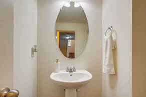 Centrally Located Home in Fredericksburg!