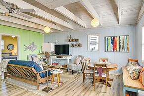 Beachfront Cottage w/ Boardwalk in Freeport