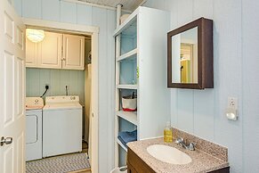 Beachfront Cottage w/ Boardwalk in Freeport