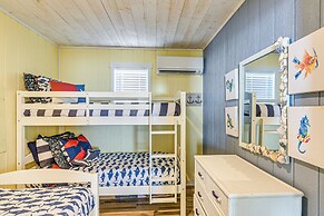 Beachfront Cottage w/ Boardwalk in Freeport