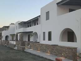 Ampelas Nostalgia Apartments - Aiolos Gem in Paros