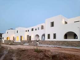 Ampelas Nostalgia Apartments - Aiolos Gem in Paros