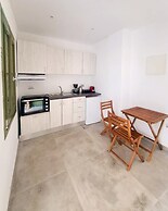 Ampelas Nostalgia Escape-poseidon Gem in Paros