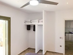 Ampelas Nostalgia Escape-poseidon Gem in Paros