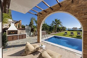 Ayia Napa Seafront Ionion Villa H5