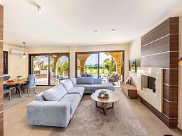 Ayia Napa Seafront Ionion Villa H5