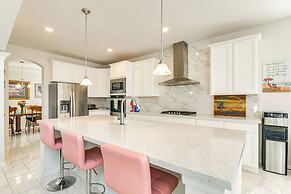 Games, Films & Outdoor Fun: Luxe Home in La Marque