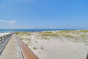 Beach & Pool Access: Gulf Shores Getaway!