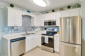 Beach & Pool Access: Gulf Shores Getaway!