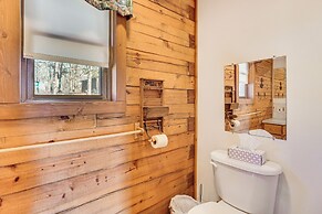Table Rock Lake Cabin w/ Waterfront Views!