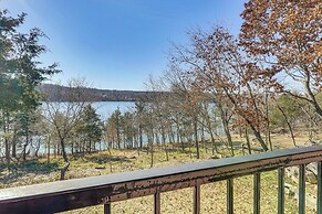 Table Rock Lake Cabin w/ Waterfront Views!