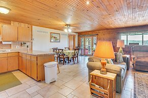 Table Rock Lake Cabin w/ Waterfront Views!
