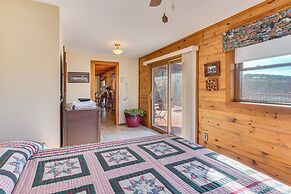 Table Rock Lake Cabin w/ Waterfront Views!