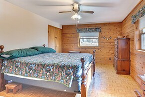 Table Rock Lake Cabin w/ Waterfront Views!