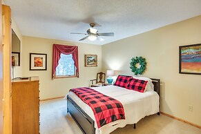 Home w/ Hot Tub & Dock on Howard Lake!