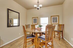 Apartment Half-mi to Downtown Guthrie!