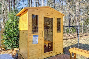 Private Hot Tub & Sauna: Georgia Nature Retreat!