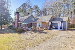 Private Hot Tub & Sauna: Georgia Nature Retreat!