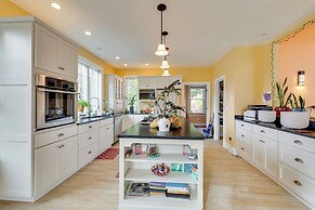 Secluded Family Home Near Hiking in Voluntown!