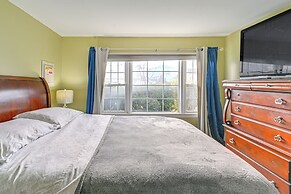 2 Mi to UBS Arena: Wfh-friendly Couple's Retreat