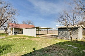 9 Mi to Downtown: Lubbock Home w/ Yard