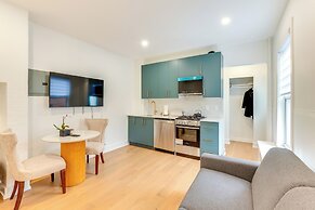 Centrally Located & Pet Friendly: Yonkers Studio!