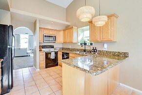 Poolside Oasis: 3 Mi to Lookout Mountain Park!