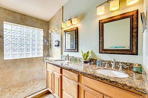 Poolside Oasis: 3 Mi to Lookout Mountain Park!