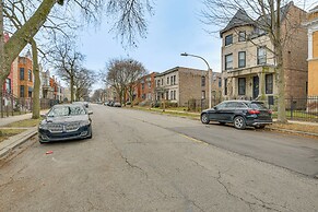 1 Mi to University of Chicago: Urban Escape!