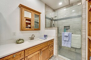 Walking Trail On-site: Tranquil Klamath Falls Apt!