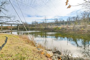 Centrally Located Branson Condo w/ Community Pools