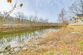 Centrally Located Branson Condo w/ Community Pools