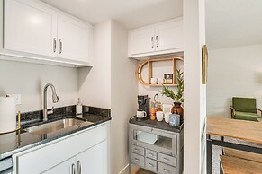 Centrally Located Branson Condo w/ Community Pools