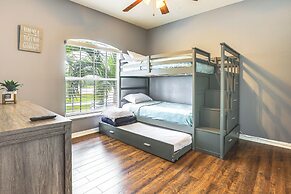 Pool & Spa: Spacious Port St Lucie Villa!